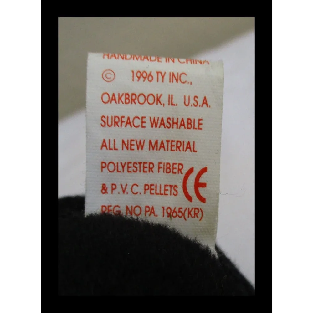 Ty Beanie Baby Waves The Black Whale 5th Generation PVC Filled WORN TAG